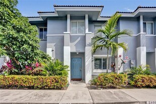 5409 SW 41st St in Pembroke Park, FL - Building Photo