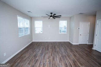 249 Grand Central Wy in Cartersville, GA - Building Photo - Building Photo