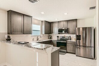 279512 Broussard in San Antonio, TX - Building Photo - Building Photo