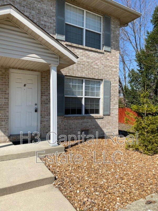 property at 112 Autumn Pine Dr
