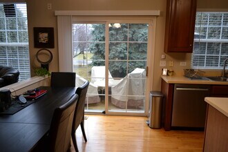 2990 Peachtree Cir in Aurora, IL - Building Photo - Building Photo