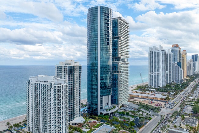 Porsche Design Tower in North Miami Beach, FL - Building Photo - Building Photo