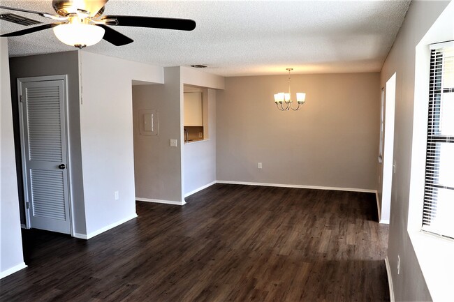 11616 Baywood Meadows Dr in New Port Richey, FL - Building Photo - Building Photo