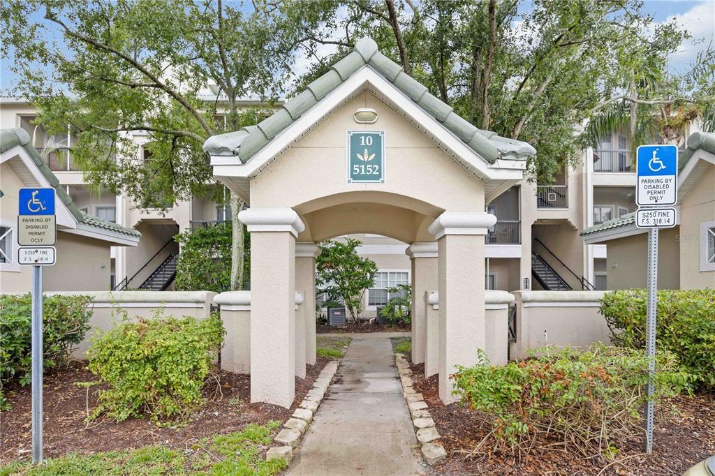 5152 Northridge Rd in Sarasota, FL - Building Photo