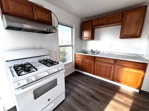 83 Seeley St in Bridgeport, CT - Building Photo - Building Photo