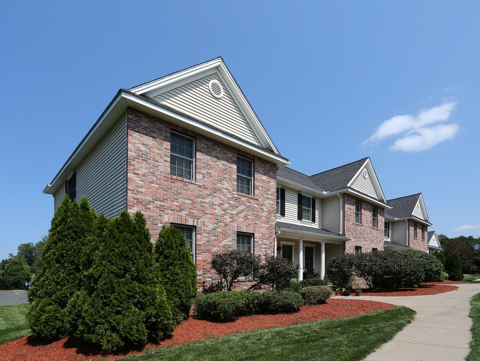 138 Main St in Westfield, MA - Foto de edificio