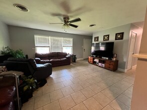 1807 Frame St in Denton, TX - Building Photo - Building Photo