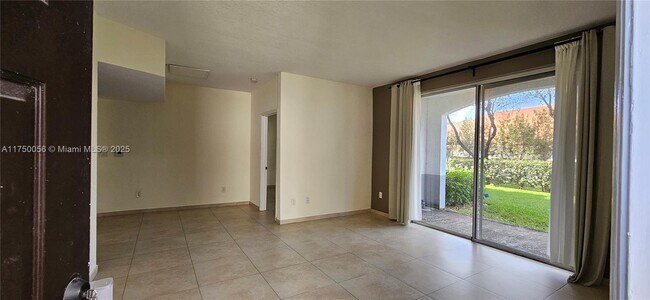 771 SW 148th Ave in Davie, FL - Building Photo - Building Photo