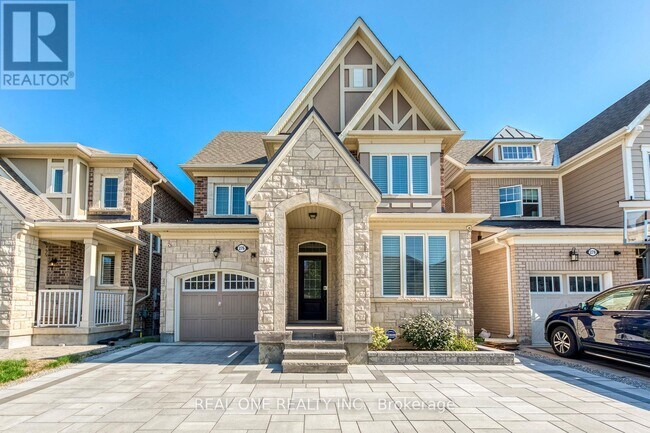 276 Sixteen Mile Dr in Oakville, ON - Building Photo - Building Photo