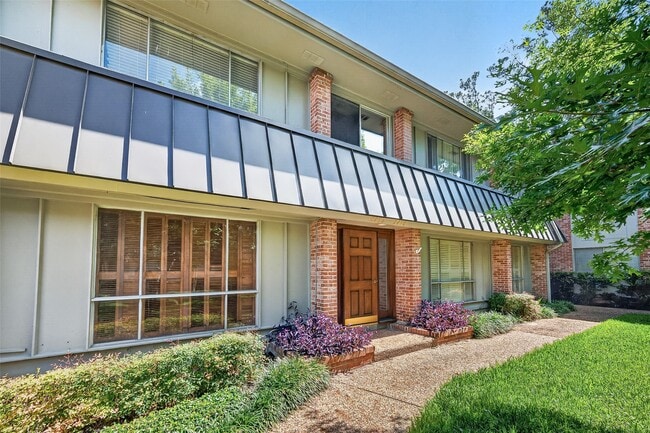 property at 6470 Bayou Glen Rd