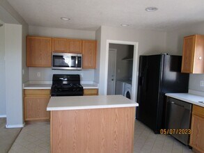 11108 Fiesta Park St NW in Albuquerque, NM - Building Photo - Building Photo