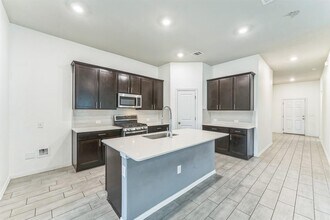 13609 Sugar Bush Path in Manor, TX - Building Photo - Building Photo