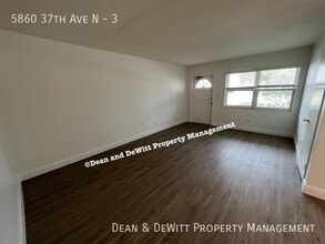 5860 37th Ave N in St. Petersburg, FL - Building Photo - Building Photo