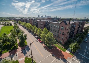 Apartments at the Yard in Grandview Heights, OH - Foto de edificio - Building Photo