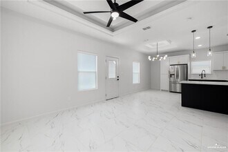 11 E Hibiscus Ave in McAllen, TX - Building Photo - Building Photo