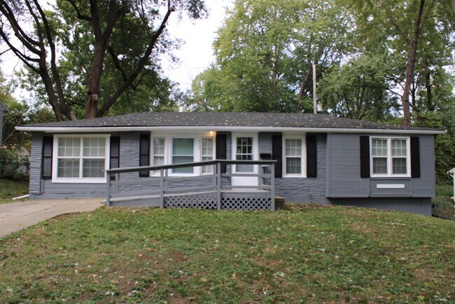 property at 7708 E 112th Terrace