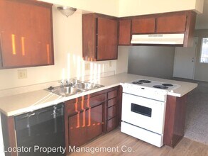 3609 Micheli Ct in Bakersfield, CA - Building Photo - Building Photo