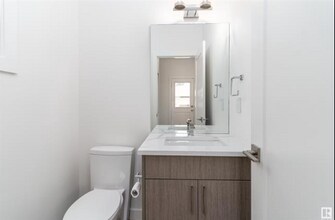 10426-10147 147 St NW in Edmonton, AB - Building Photo - Building Photo