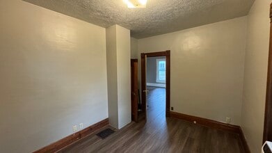 1318 W 4th St in Hastings, NE - Building Photo - Building Photo