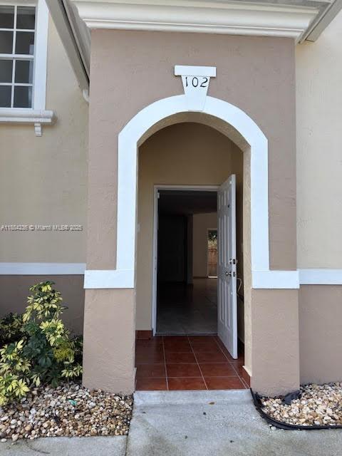 7250 NW 174th Terrace in Hialeah, FL - Building Photo - Building Photo