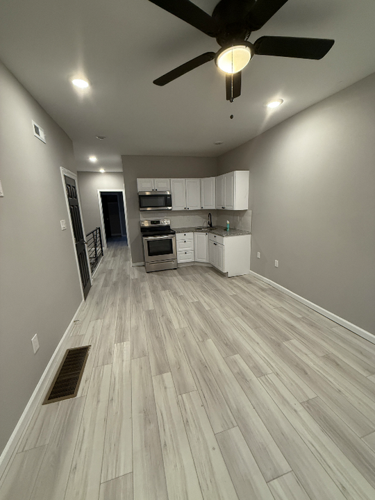 25 Herman St in Philadelphia, PA - Building Photo