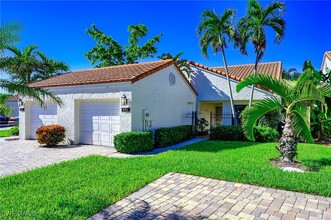 855 Reef Point Cir in Naples, FL - Building Photo - Building Photo