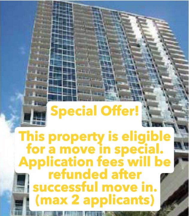 2 Bedroom 2 Bath VUE Condo -- Application  in Orlando, FL - Building Photo