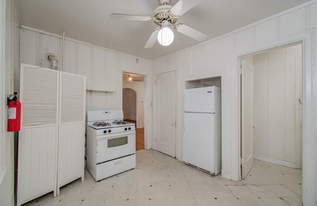 property at 1428 Wentworth St