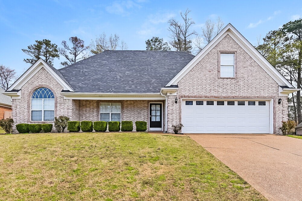 184 Pebble Creek Cove E in Hernando, MS - Building Photo