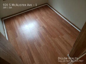 920 S McAlister Ave in Waukegan, IL - Building Photo - Building Photo