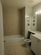 851 N Glebe Rd, Unit 2007 in Arlington, VA - Building Photo - Building Photo