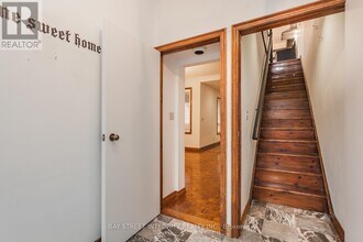 261-261 Markham St in Toronto, ON - Building Photo - Building Photo