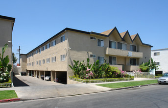 Point View Apartments in Los Angeles, CA - Building Photo - Building Photo