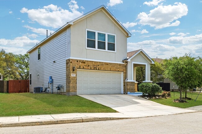 5602 Chestnut Xing in San Antonio, TX - Building Photo - Building Photo