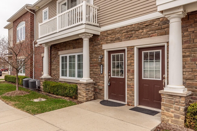 5518 Arbor Chase Dr in Ann Arbor, MI - Building Photo - Building Photo