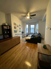 11A Cortes St, Unit 2 in Boston, MA - Building Photo - Building Photo