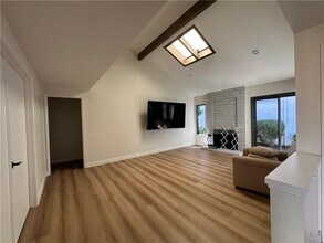 6 Blackswan in Irvine, CA - Building Photo - Building Photo