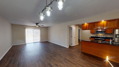 Rock Valley Apartments in Loves Park, IL - Foto de edificio - Building Photo