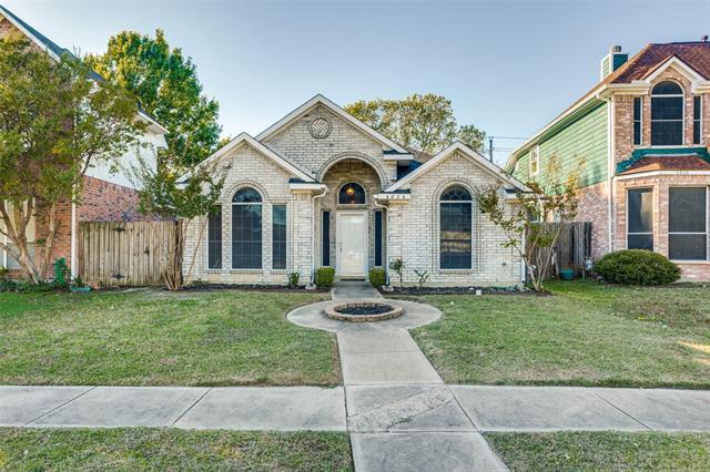 6826 Conestoga Dr in Rowlett, TX - Building Photo