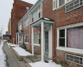 Long Beach Garden Apartments in Long Beach, NY - Building Photo - Building Photo