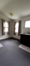 6 W Kendrick Ave, Unit Apartment in Hamilton, NY - Building Photo - Building Photo