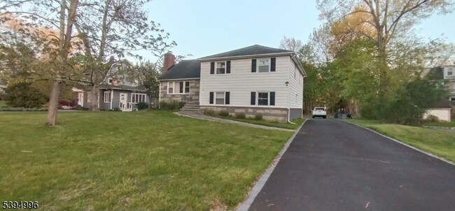 property at 1072 Springfield Ave