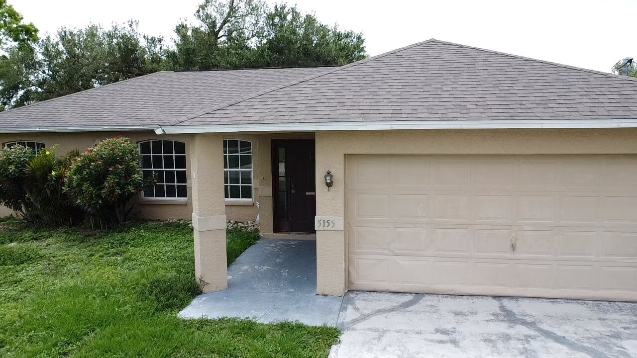 5155 Andris St in North Port, FL - Building Photo
