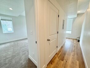 1866 N 460 W in Salem, UT - Building Photo - Building Photo
