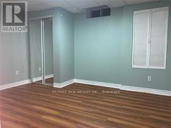 282 Highglen Ave in Markham, ON - Building Photo - Building Photo