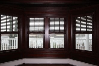 158 Woodbine Ave in Northport, NY - Building Photo - Building Photo
