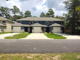 626 Magnolia Bend in Roman Forest, TX - Building Photo