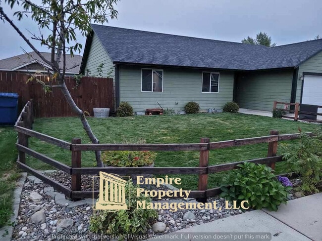 property at 3119 Spring Creek Way