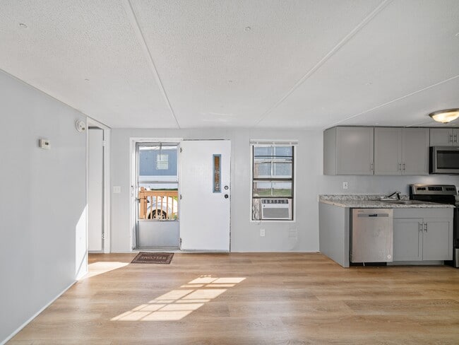 53 Cushion Pl in Fletcher, NC - Building Photo - Building Photo