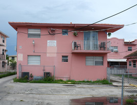 844 NW 2nd St Apartments